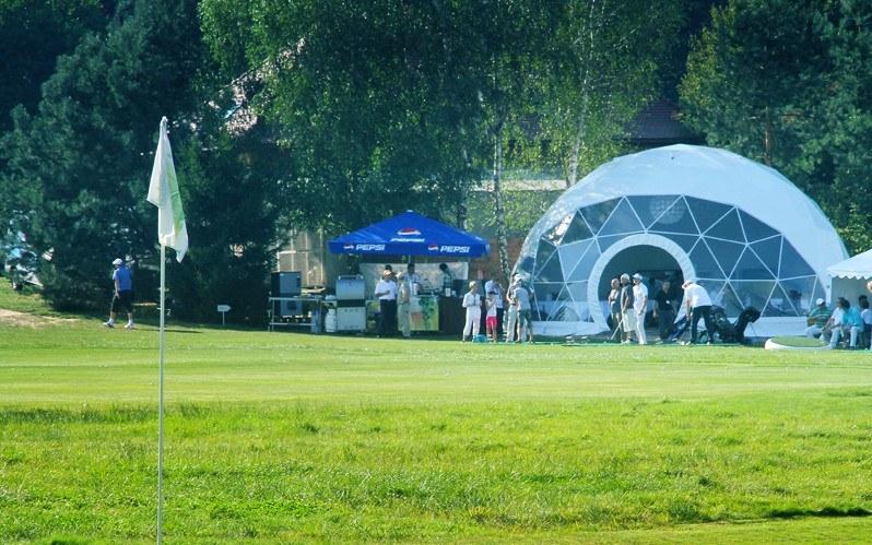 white dome tent while event