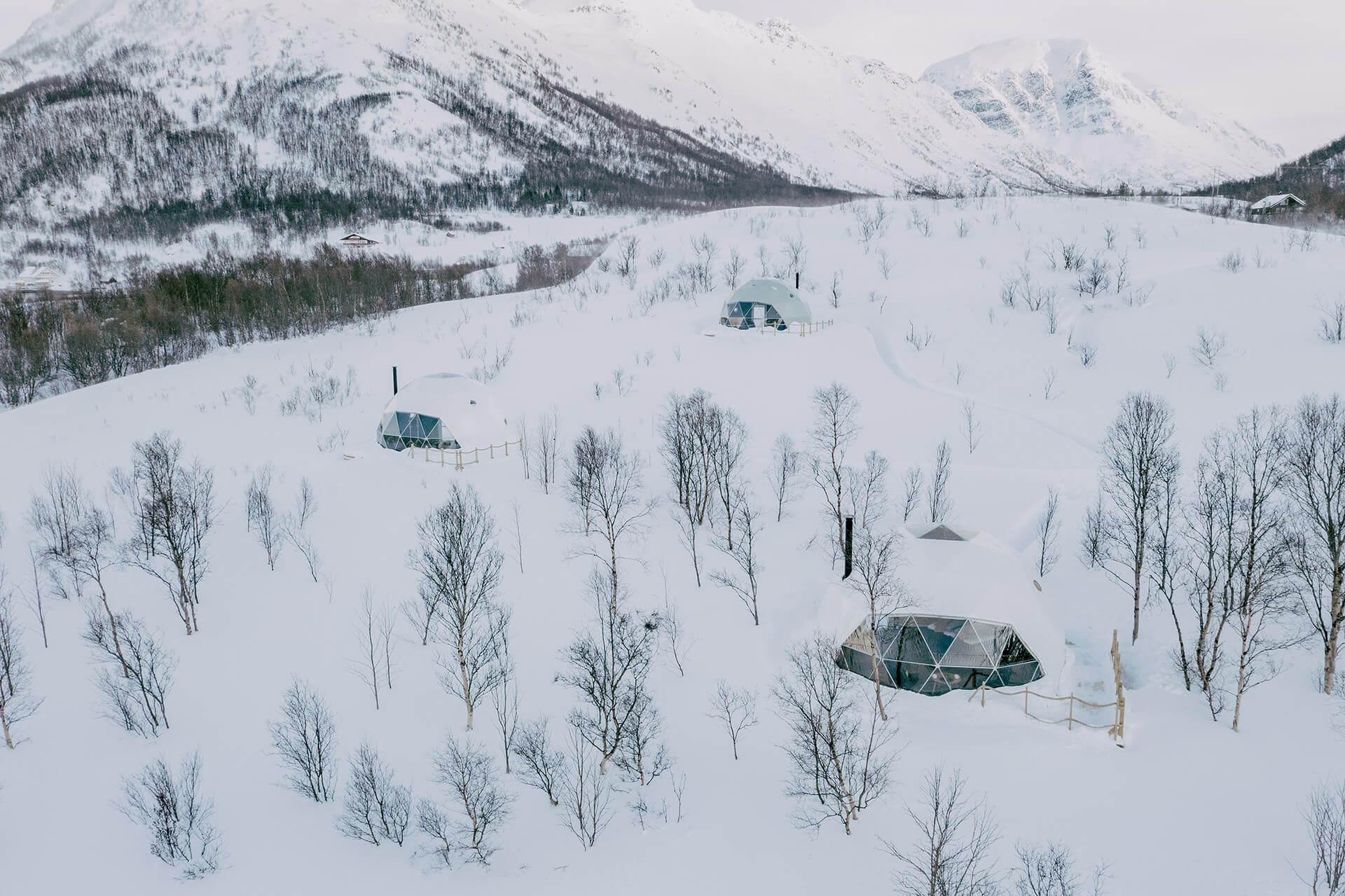 Isbreen The Glacier - Glamping Resort offering a stay at the FDomes spherical structures